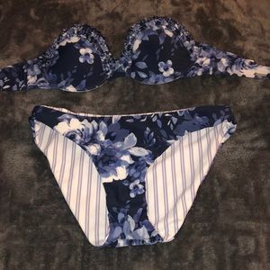 Blue floral Hollister bikini set